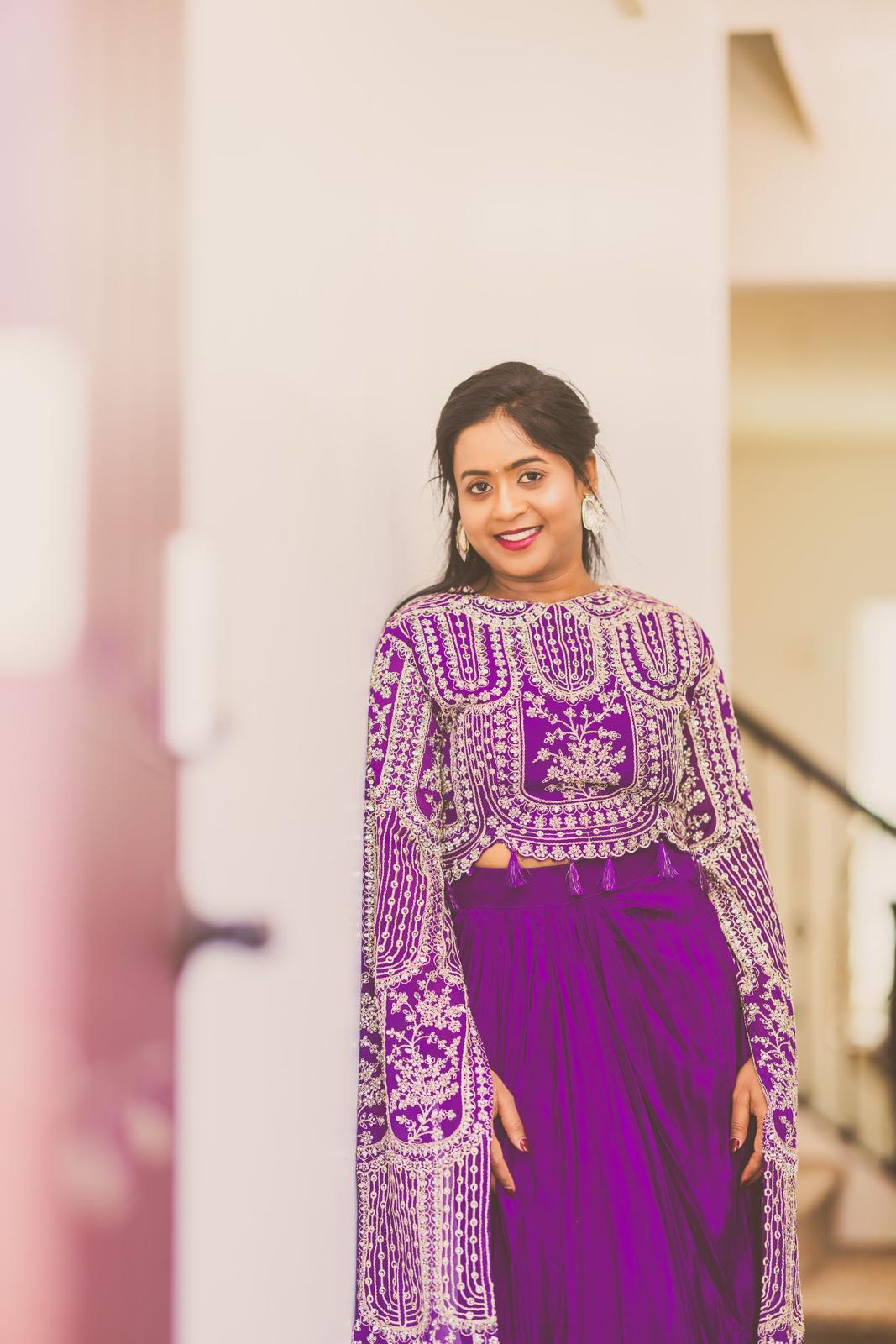 Decorative sewing element